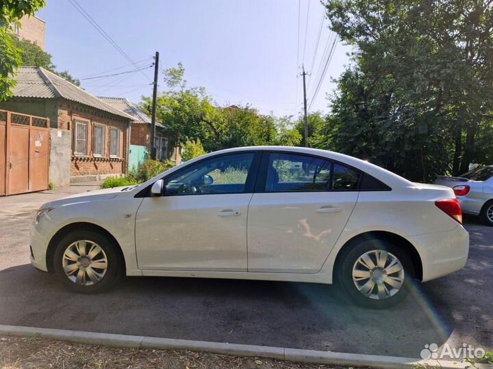 Chevrolet Cruze 1.8 МТ, 2011, 245 000 км