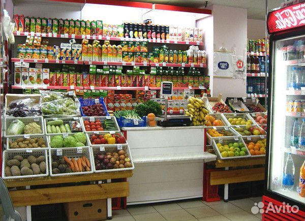Продуктовый магазин / Густонаселенный район