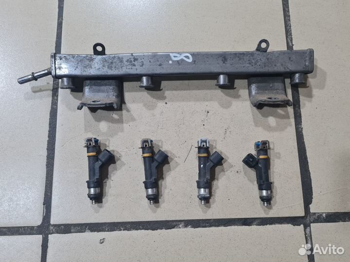 Топливная рампа Mazda 6 GH 2.0