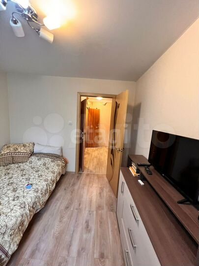 2-к. квартира, 53 м², 3/5 эт.