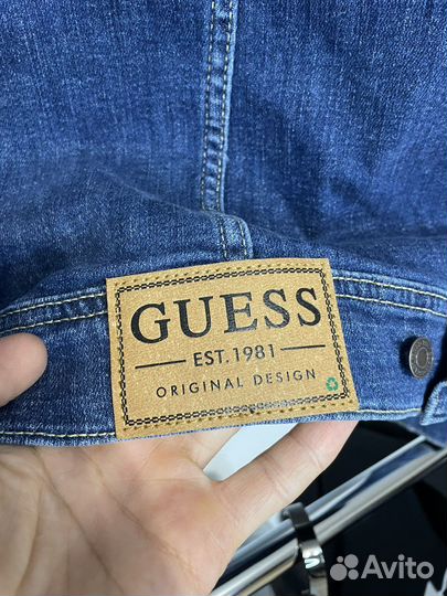 Джинсовая куртка Guess