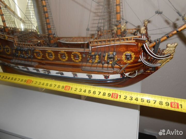 Модель корабля