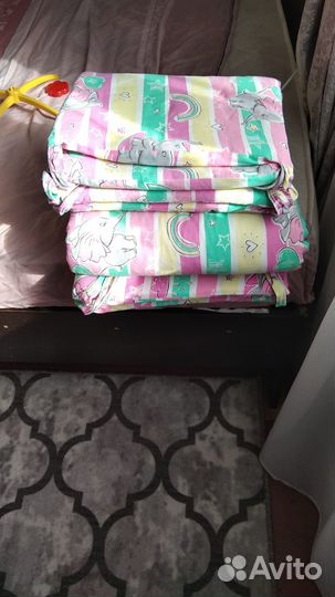 Бортики в кроватку