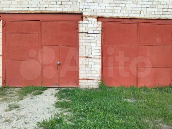 Гараж, > 30 м²