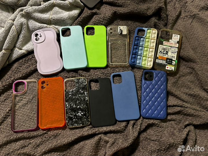 Чехлы на айфон 12