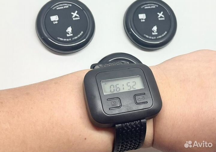 Кнопка вызова официанта Ультра черная и часы