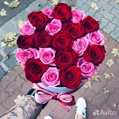 Доставка розы в шляпной коробке