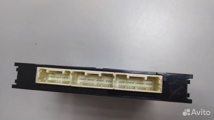 Блок центральным замком Toyota Camry 50 европа