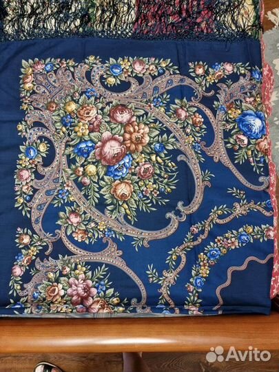 Шали и платки павловопосадские