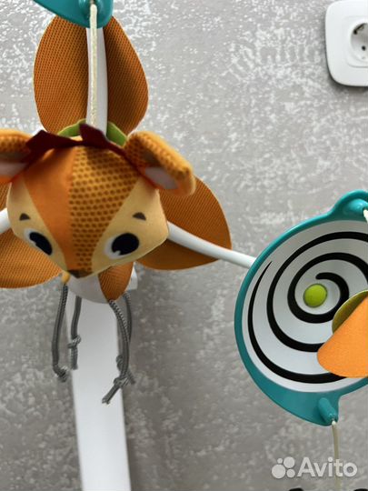 Мобиль tiny love сказочный лес + комплект батареек