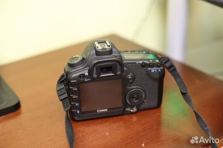 Зеркальный фотоаппарат canon 5d mark ii