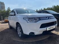 Mitsubishi Outlander 2.0 CVT, 2013, 108 277 км, с пробегом, цена 2 000 000 руб.