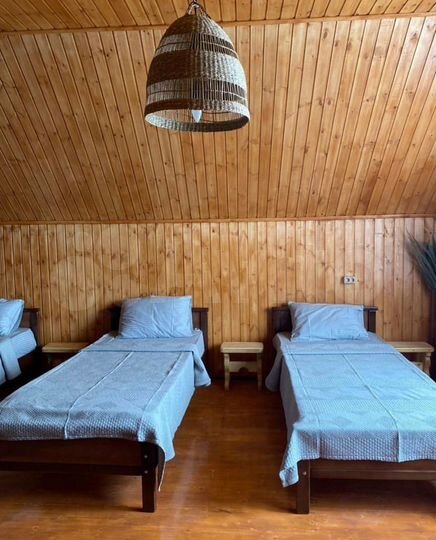 Комната 70 м², 2/2 эт.