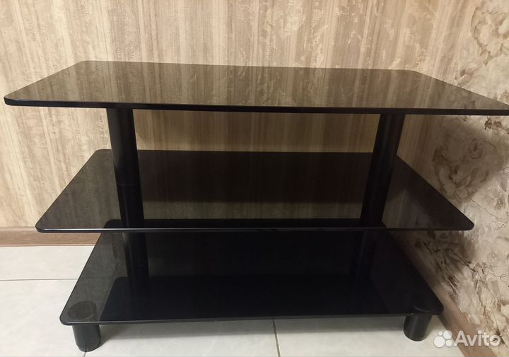 Стеклянная тумба