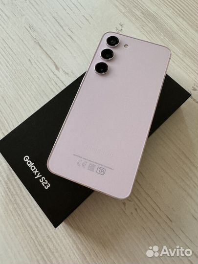 Samsung Galaxy S23, 8/256 ГБ