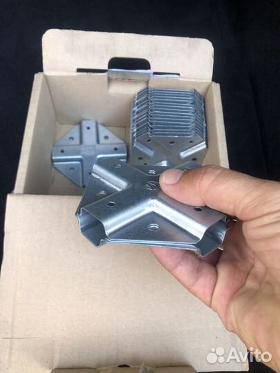 Краб система для профильной трубы