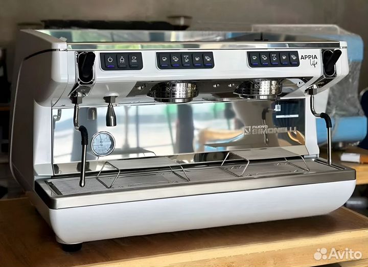 Кофемашина Nuova Simonelli Appia Life 2 Gr V