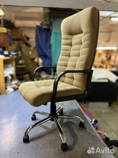 Компьютерное кресло