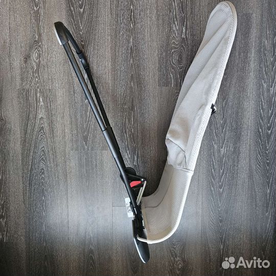 Кресло-шезлонг BabyBjorn