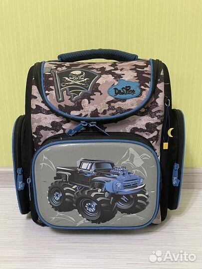 Школьный рюкзак