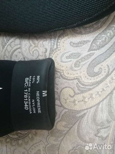 Перчатки для подводной охоты