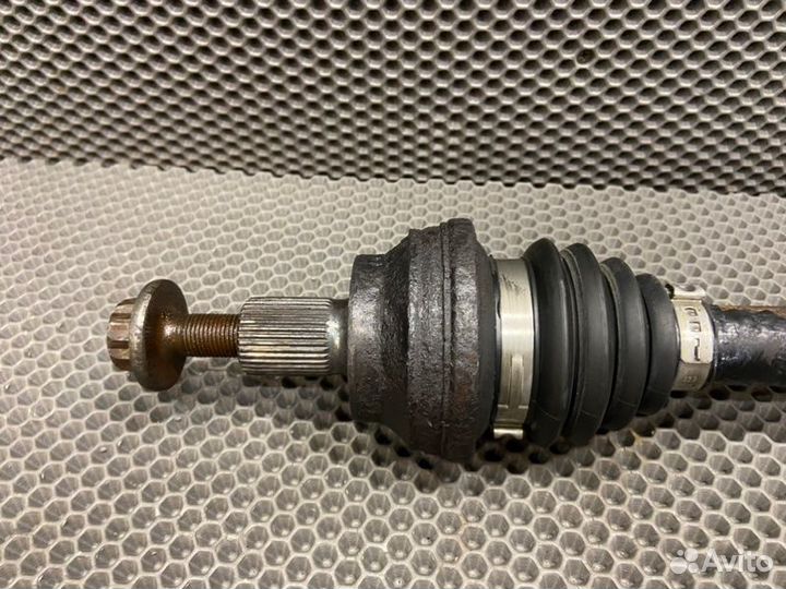 Привод задний правый VW Tiguan / Passat / Golf