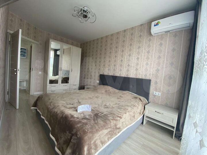 2-к. квартира, 85 м², 8/20 эт.