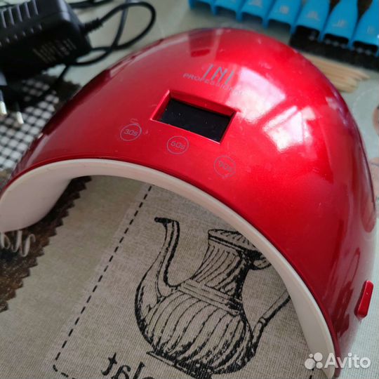 Лампа для ногтей TNL 36 W