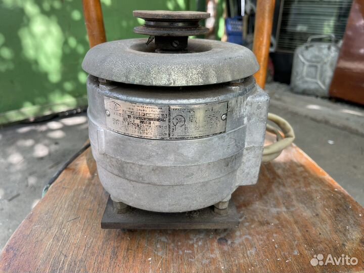 Двигатель к стиральной машине