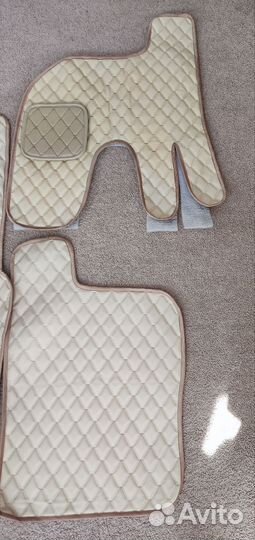 Ковры в машину