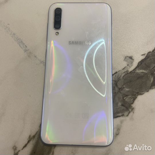 Телефон Samsung а 50