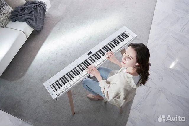 Цифровое пианино Casio + Аксессуары