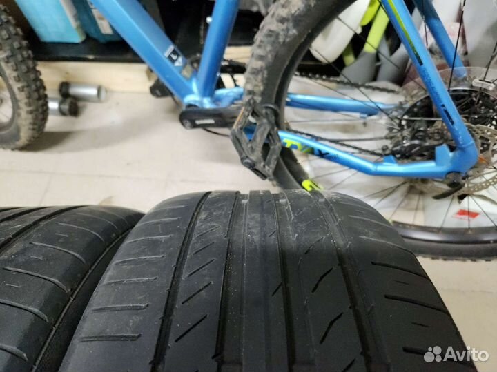 Continental ComfortContact - 5 235/45 R18