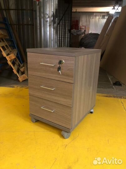 Тумба выкатная 38*59.5*50см. швг