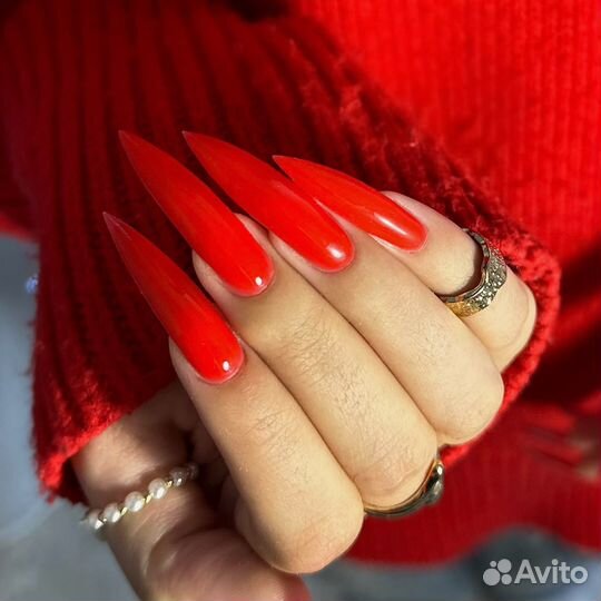 Маникюр педикюр