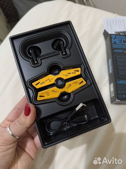 Беспроводные наушники