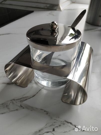 Сахарница с ложечкой