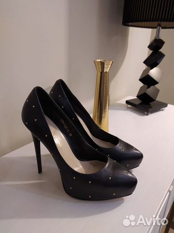 Туфли женские 38 размер Италия