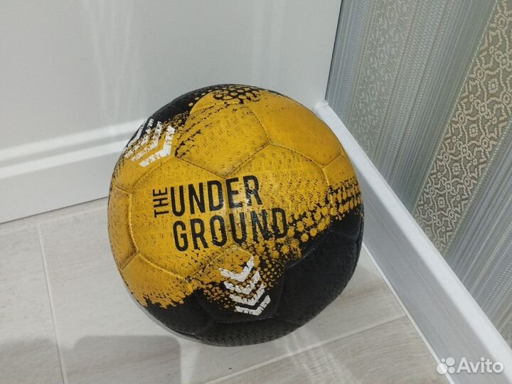Футбольный мяч