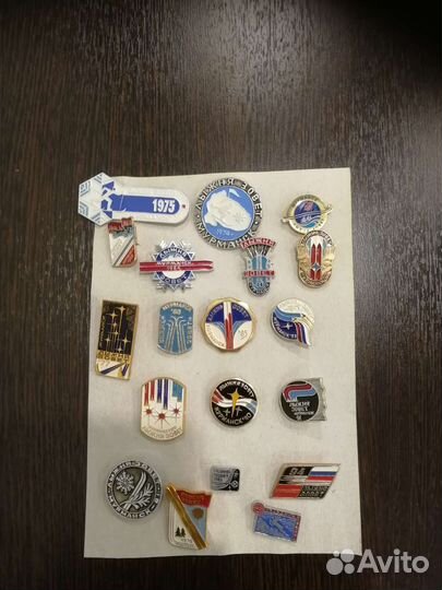 Значки лыжня зовет