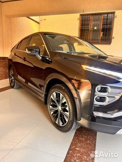 Mitsubishi Eclipse Cross 1.5 CVT, 2021, 7 000 км