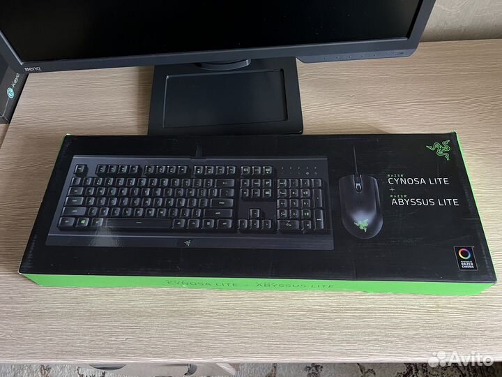 Клавиатура+мышь проводная Razer Cynosa Lite & Raze