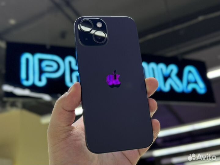 iPhone 15, 128 ГБ