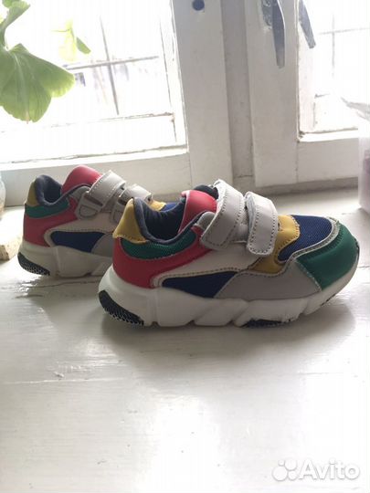 Кроссовки 25 размер