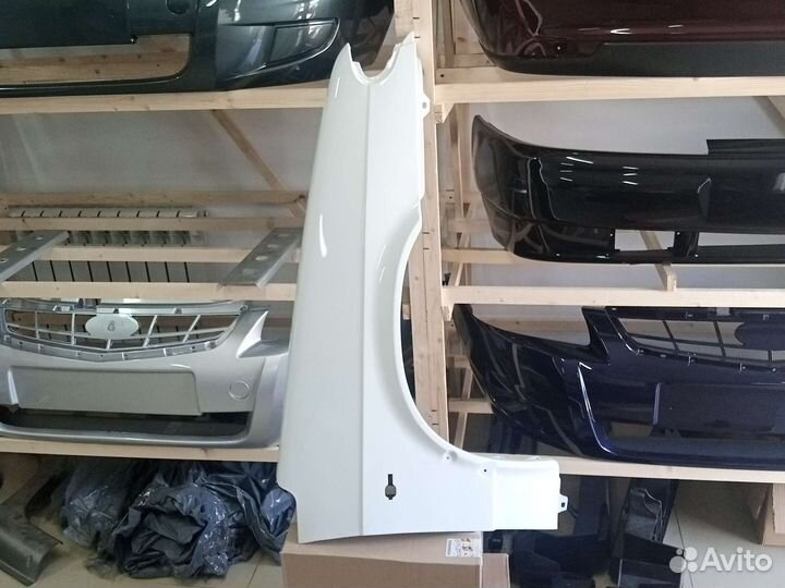 Крыло ваз 2114-15 правое цвет белый белое облако