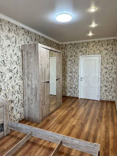 2-к. квартира, 67 м², 8/9 эт.