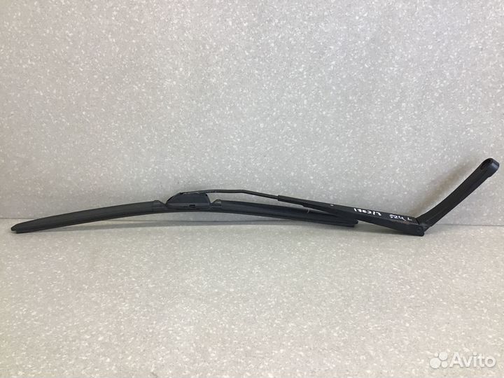 Поводок стеклоочистителя передний левый VW Polo (S