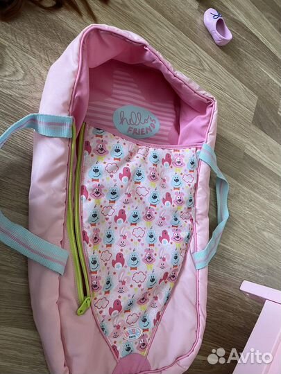 Кроватка с постелькой и мягкая переноска Babyborn