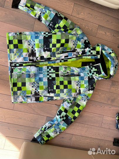 Сноубордическая куртка Quicksilver