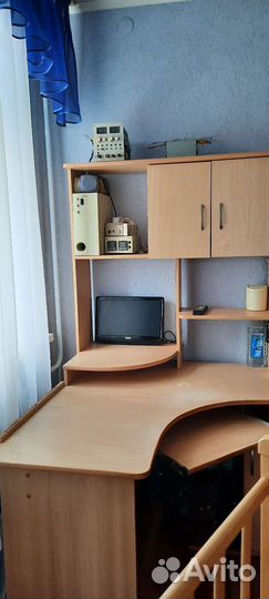 Компьютерный стол